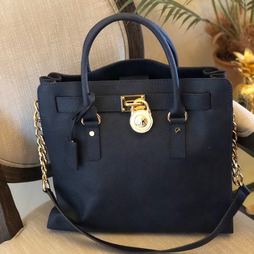 Michael Kors large Hamilton Satchel in Navy.